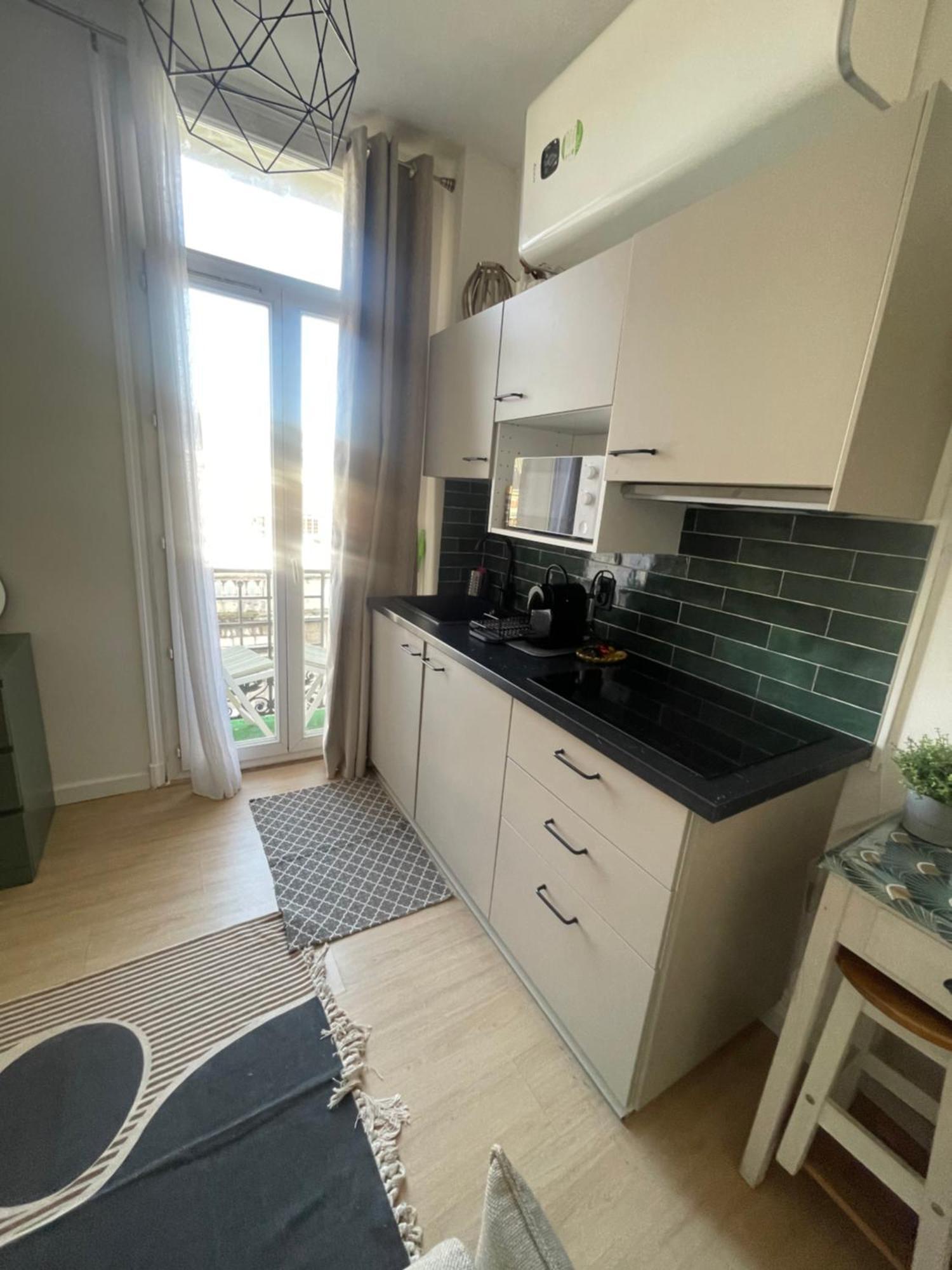 Cosy Studio En Face De La Gare Ницца Экстерьер фото